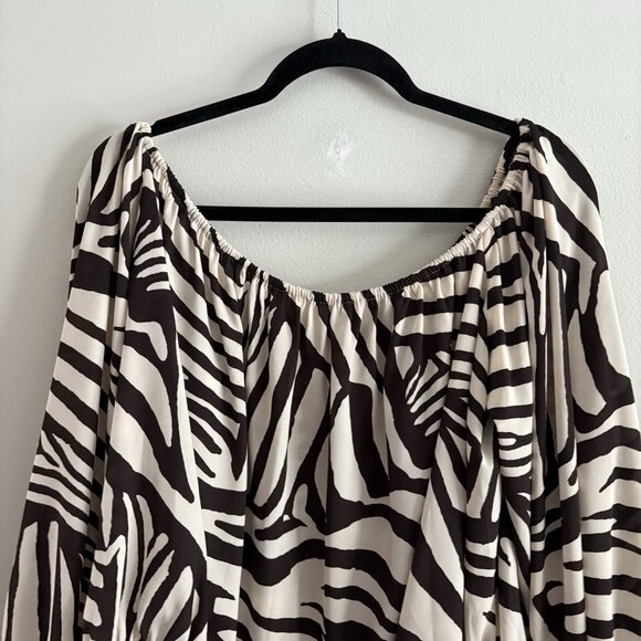 Express Women Size XL Animal Print Long Sleeve Off The Shoulder Cropped Blouse - Picture 4 of 8